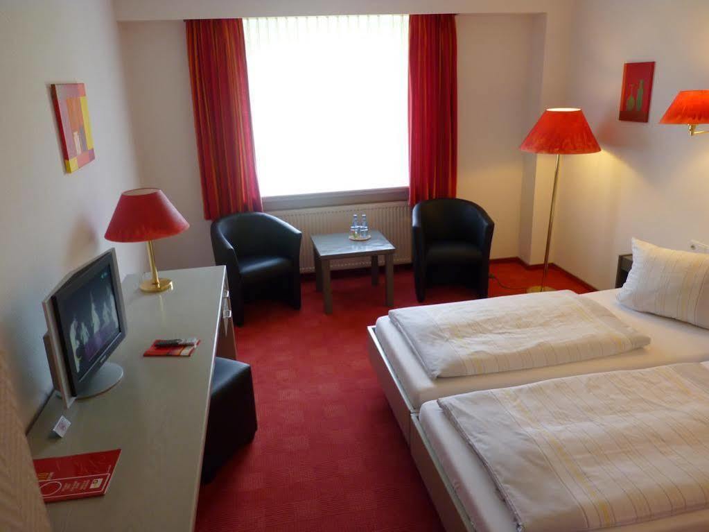 Buescher'S Hotel Und Restaurant Bielefeld Bagian luar foto