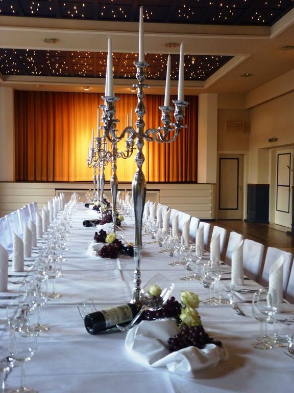 Buescher'S Hotel Und Restaurant Bielefeld Bagian luar foto